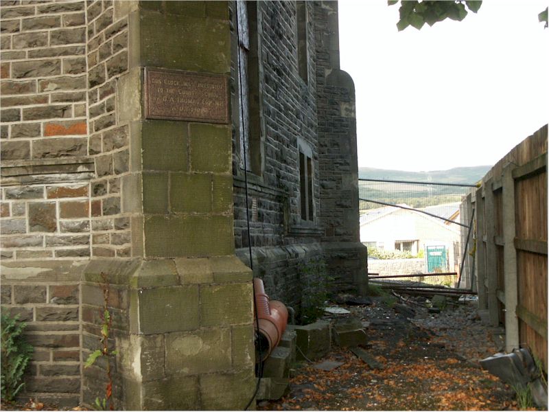 Buttress