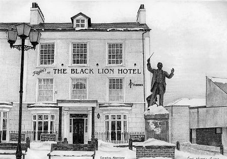 The Black Lion, Victoria Square