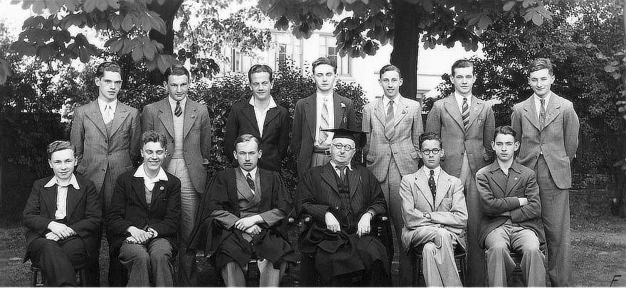 D.T.H. Price&rsquo;s Class in 1939