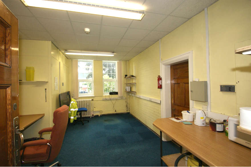 Head's Anteroom Room