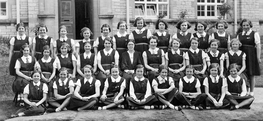 Miss M B Williams class 1935