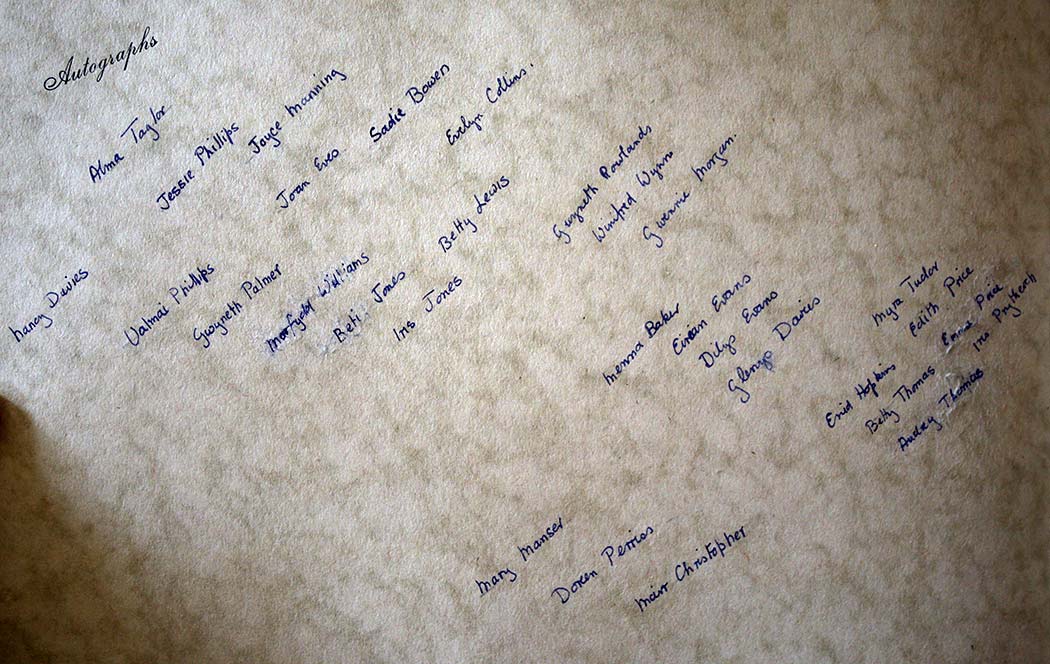 The Gymnasium 1938 signatures