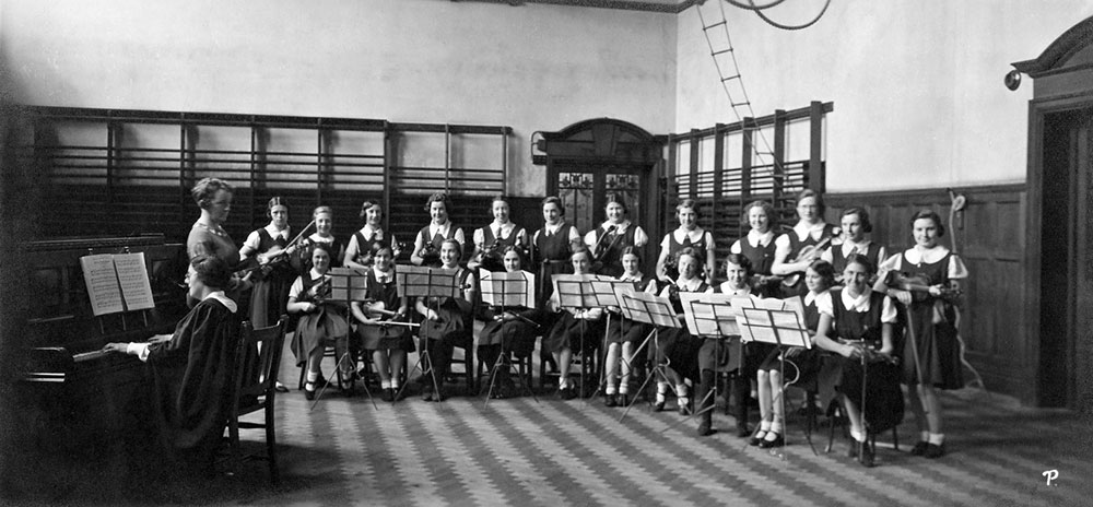 String Orchestra, 1935