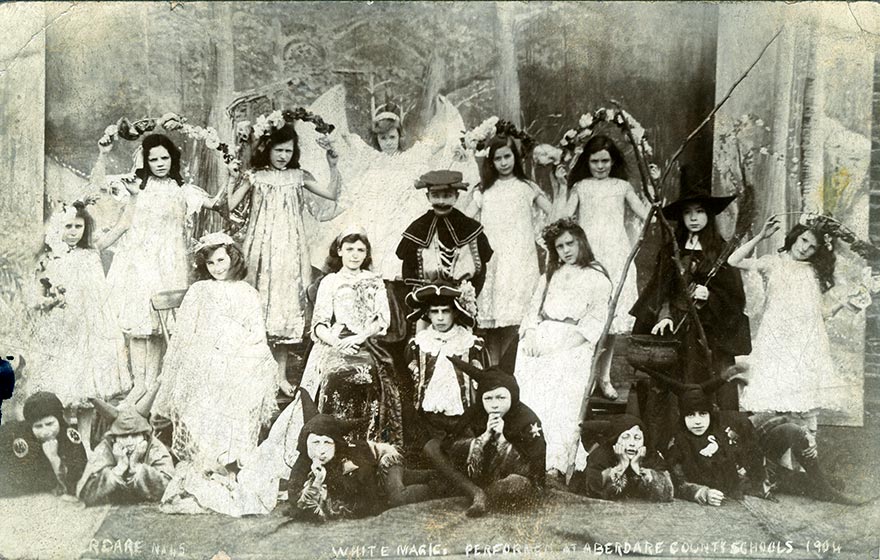 White Magic Cast 1904