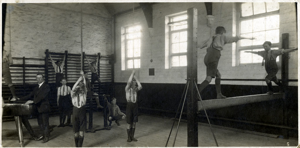 Gymnasium in 1922